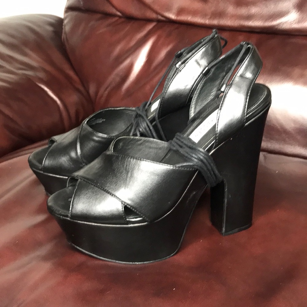 Steve Madden Black Platform Heels